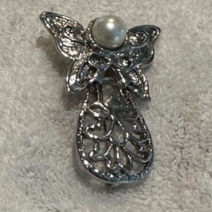 Vintage Angel Brooch Pin Silver Tone with Swirly Pattern and Butterfly Wings